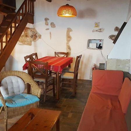 Athina Guesthouse Monemvasia Luaran gambar